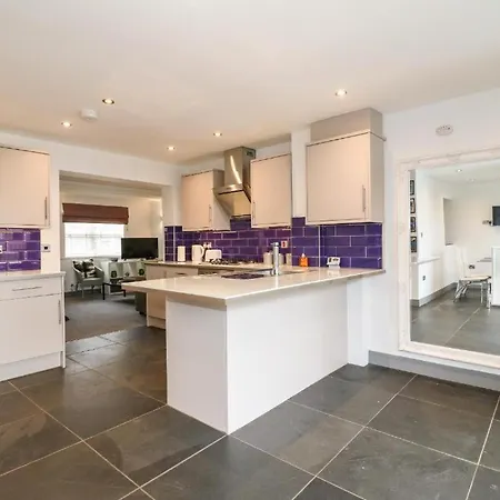 Beautiful Holiday Home Village Sleeps Up To 6 West Hallam Exterior photo
