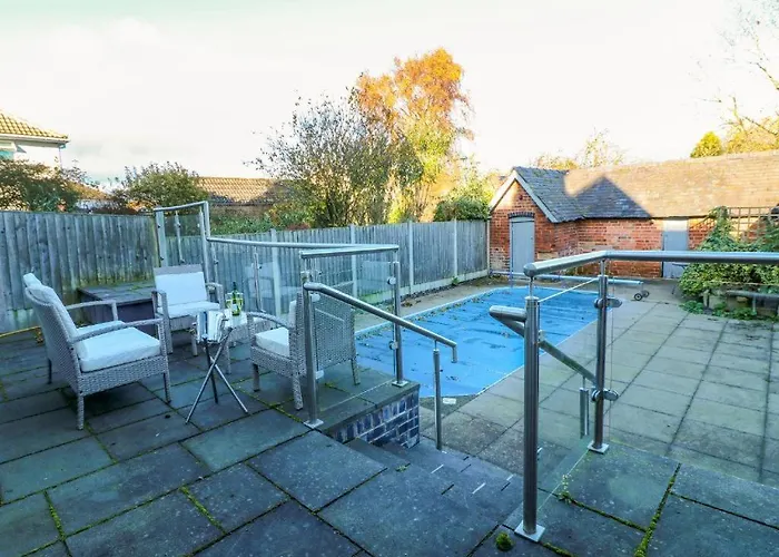 Beautiful Holiday Home Village Sleeps Up To 6